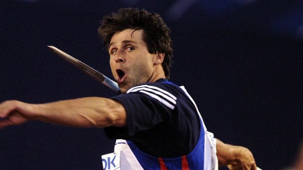 Jan Zelezny on kaikkien aikojen keihäänheittäjä.