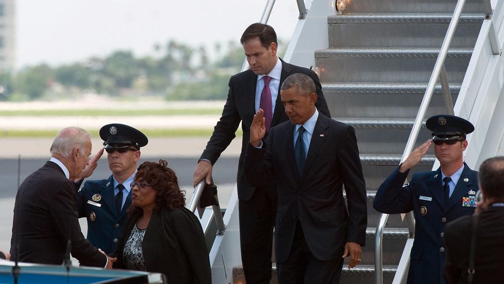 Presidentti Barack Obama saapui Orlandoon republikaanien presidenttiehdokkaaksi aikaisemmin pyrkineen Marco Rubion kanssa.