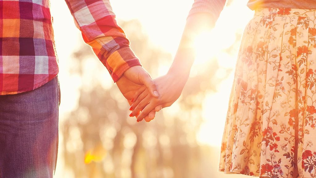 Onnellisen pariskunnan väliin ei helpolla tulla.