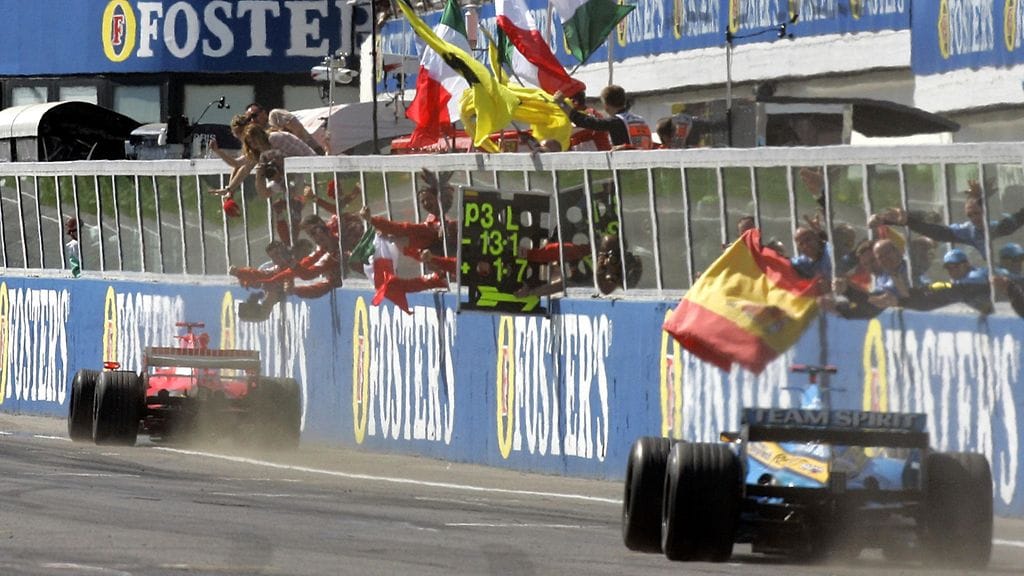 Michael Schumacher voittoon, kun Imolassa kisattiin viimeksi F1-sarjassa vuonna 2006.