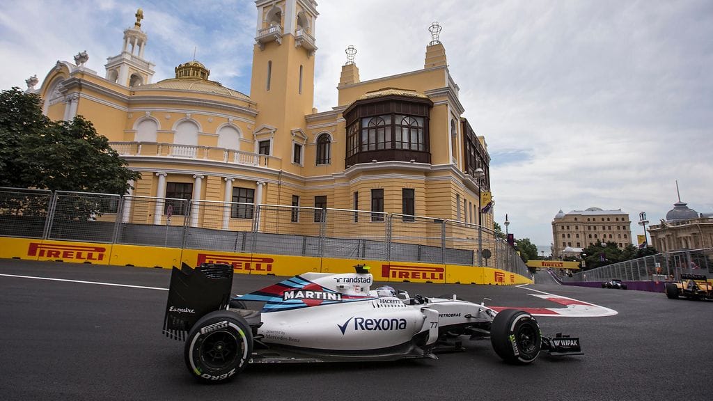 Valtteri Bottas Bakun maisemissa