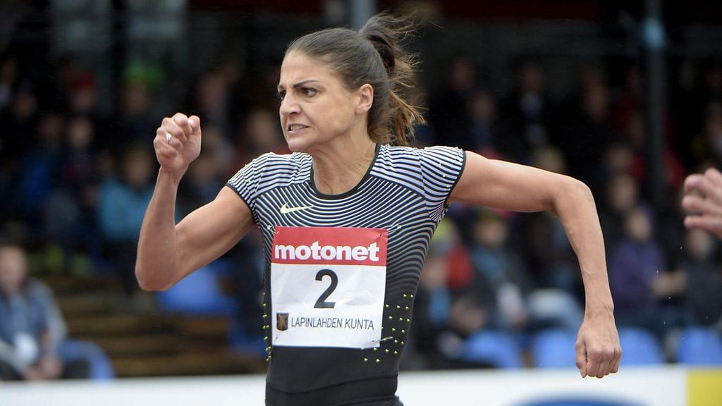 Nooralotta Neziri oli hurjassa vauhdissa Lapinlahdella sunnuntaina.