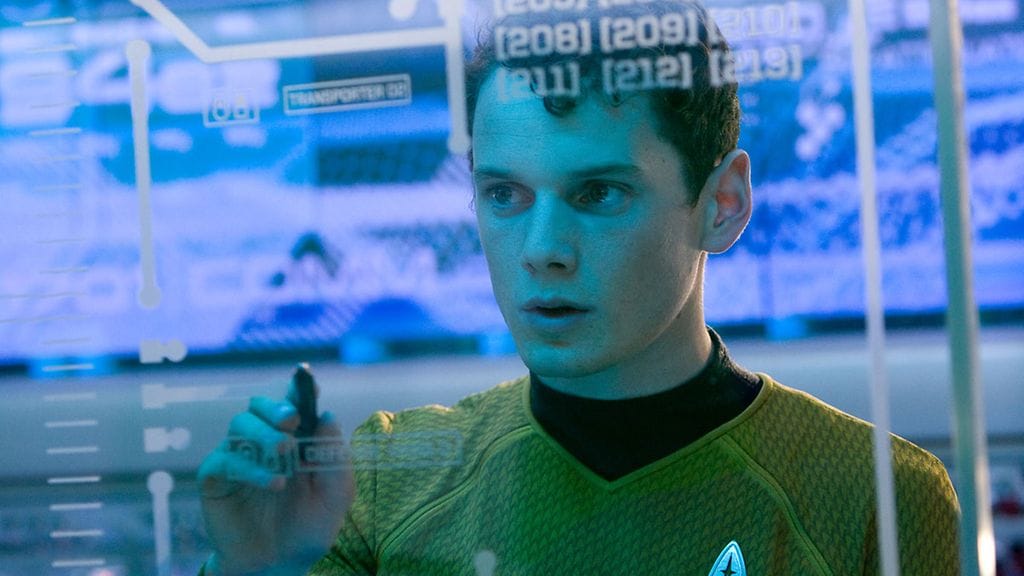 Anton Yelchin Pavel Chekovina Star Trek -elokuvassa (2009).