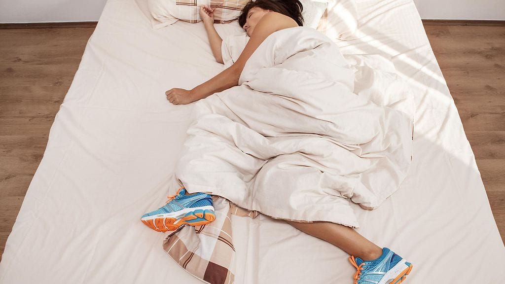 Liikunnan sijaan krapulaa kannattaa hoitaa levolla.