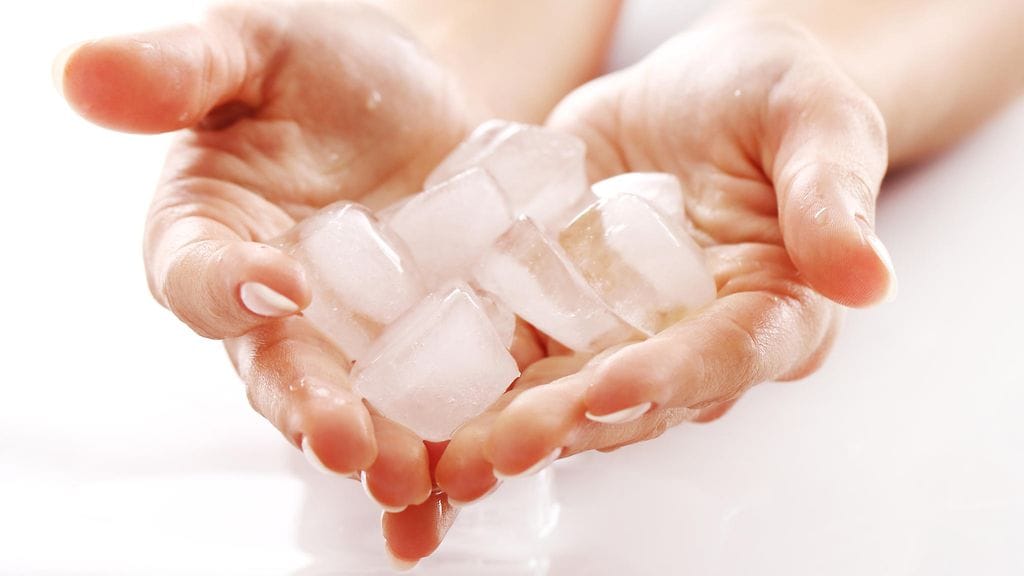 Jääpala auttaa lievittämään esimerkiksi hammassärkyä.