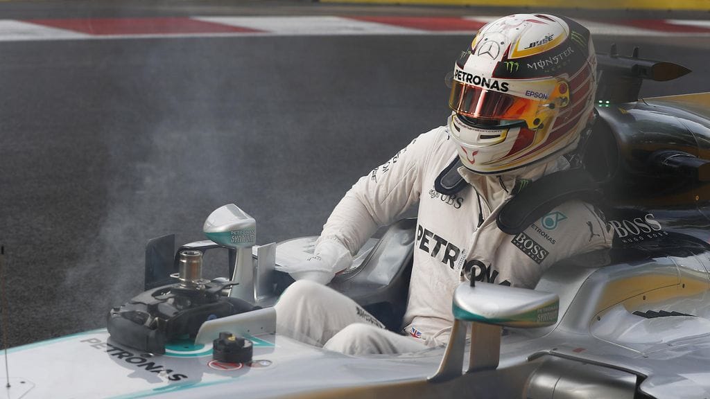 Lewis Hamiltonin viikonloppua varjosti huono aika-ajosuoritus.