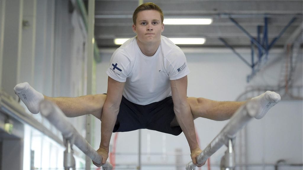 Oskar Kirmes on ensimmäinen suomalainen miesvoimistelija olympialaisissa sitten 1972 Münchenin kisojen.