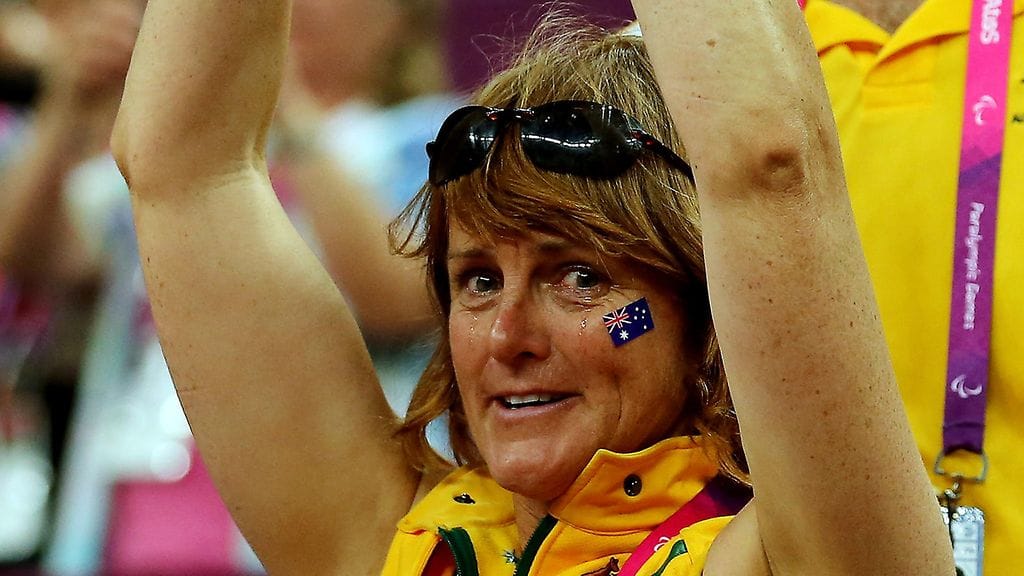 Liesl Tesch voitti purjehduksen paralympiakultaa Lontoossa 2012.