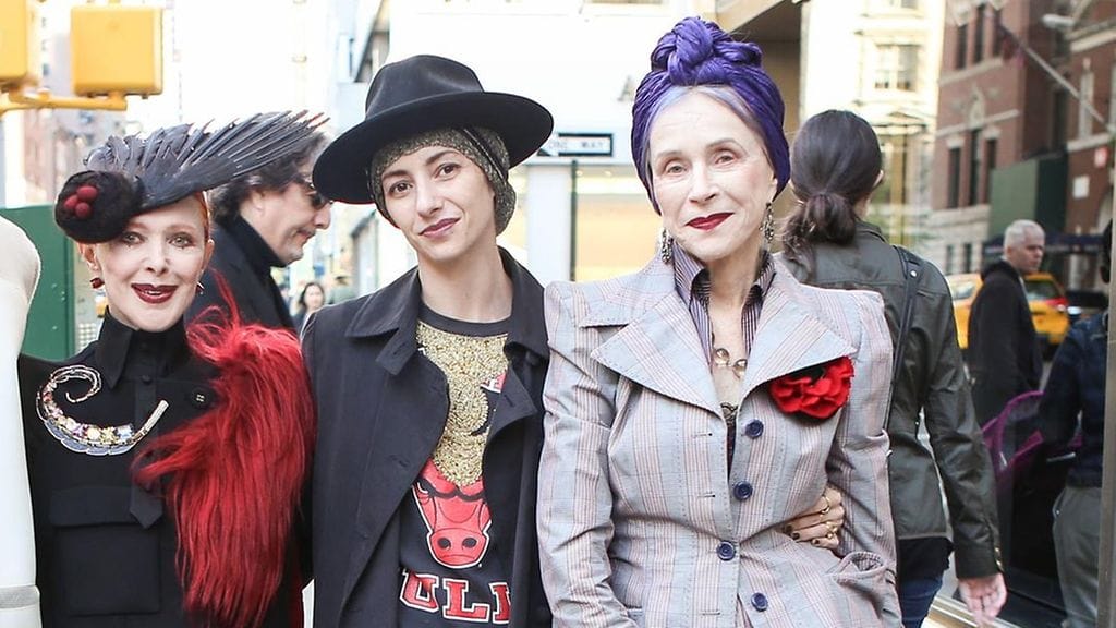 Muotitaiturit Valerie Von Sobel, Valentina Ilardi Martin ja Beatrix Ost.