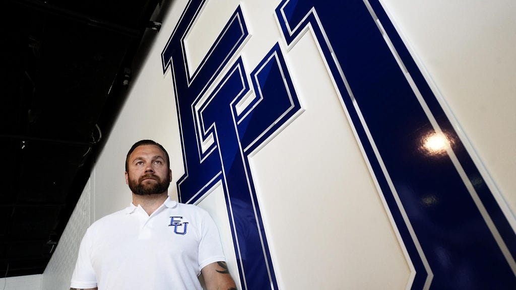 Jussi Salonoja rakentaa Espooseen uutta mammuttiseuraa.