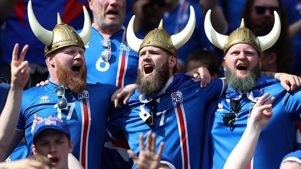 Islannin (pelottomia) faneja