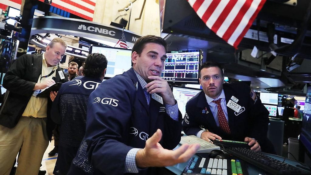 Osakekauppiaita New Yorkin pörssissä Yhdysvalloissa Britannian EU-kansanäänestyksen jälkeen.