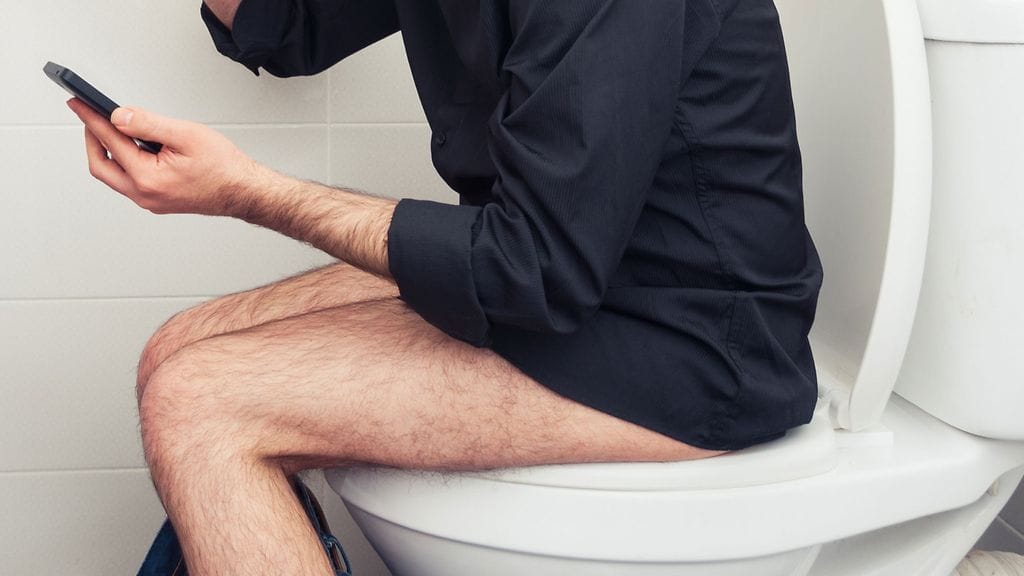 Vessassa kannattaa keskittyä itse asiaan, ei älypuhelimen selailuun.