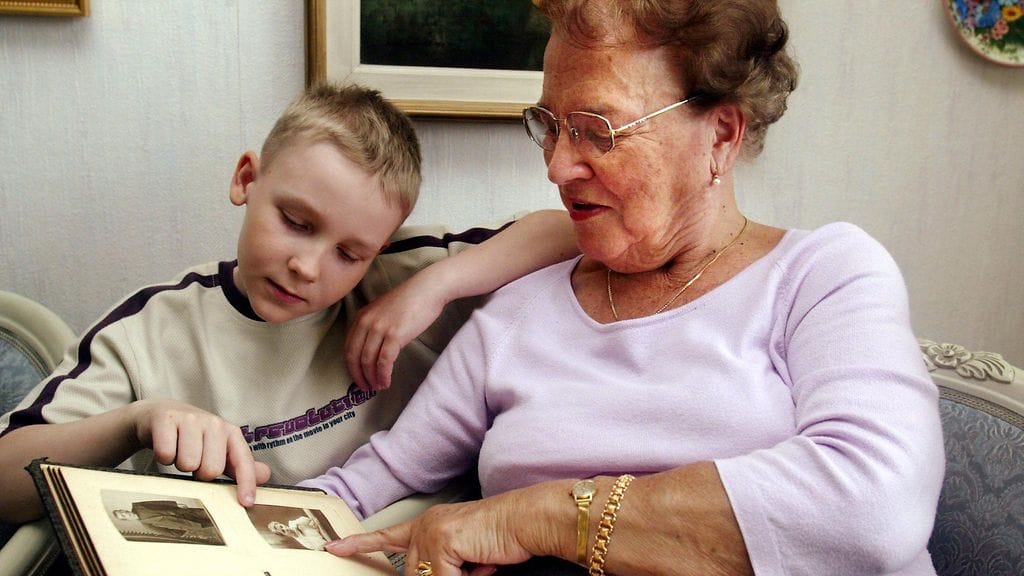 Älä koskaan vertaa lasta toisiin lapsiin, bloggaaja neuvoo. Kuvan henkilöt eivät liity juttuun.