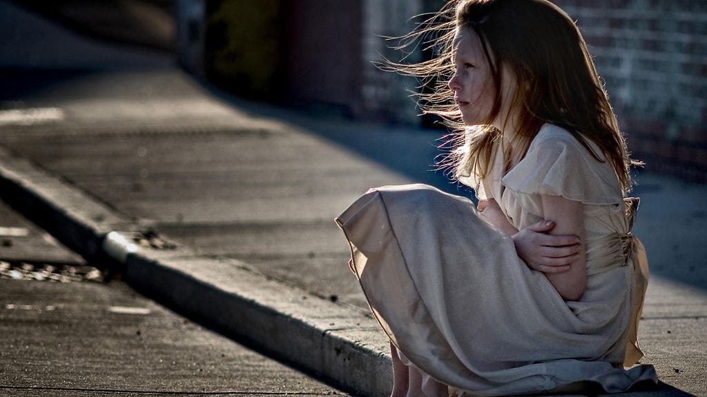 Maailmassa elää 150 miljoonaa koditonta lasta. Sen ei kuitenkaan tarvitsisi olla äin.