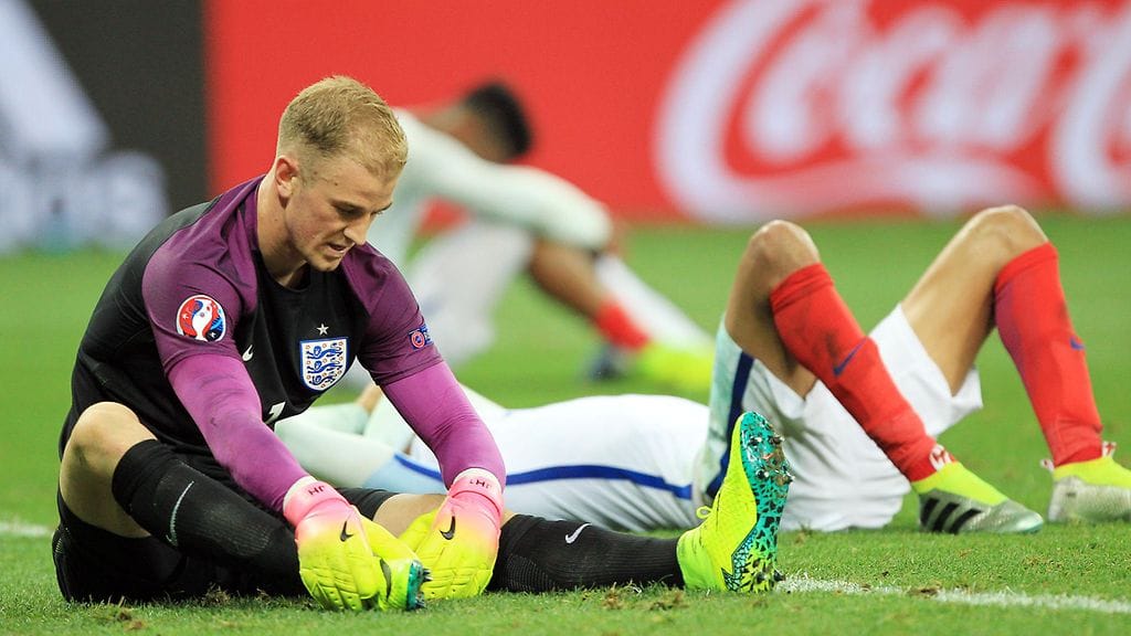 Joe Hart synkässä paikassa EM-tappion jälkeen.