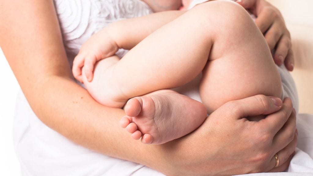 Alttarilla imettäneen äidin mielestä lapsen tarpeet menevät aina etusijalle.