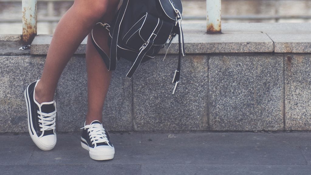 Painava askel voi kertoa apeasta mielialasta, jopa kivusta. Kevyt askel kertoo ilosta.