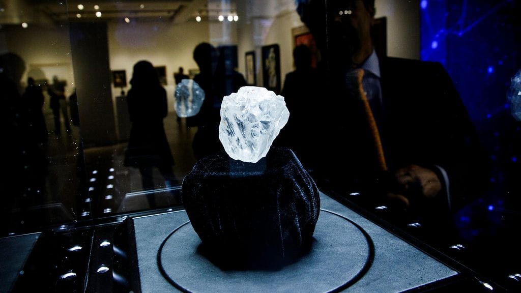 Lesedi la Rona on suurin timantti, joka maailmasta on löydetty yli sataan vuoteen. Timantti näytteillä New Yorkissa 4.5.2016.