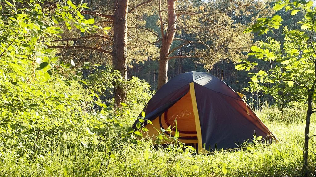 Parhaimmillaan leirintäalueet sijaitsevat kauniiden luonnonpaikkojen läheisyydessä, jonne monen matkaajan mieli tekisi joka tapauksessa.
