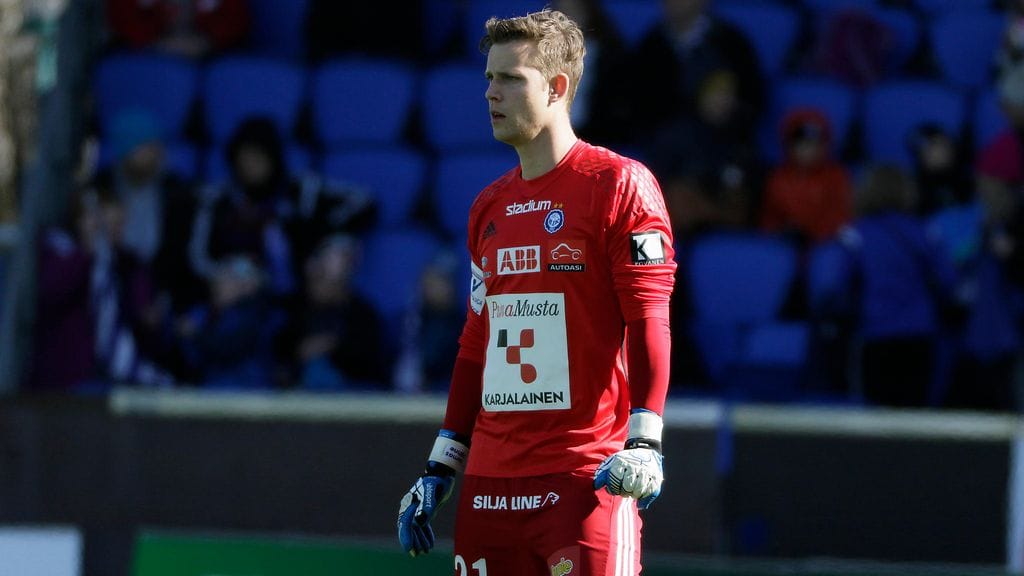 Thomas Dähne piti HJK:n maalin koskemattomana (arkistokuva).