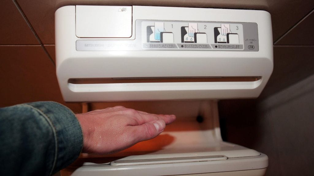 Ilmakuivaajat levittäjät pöpöjä ympäriinsä. Kuvituskuva.