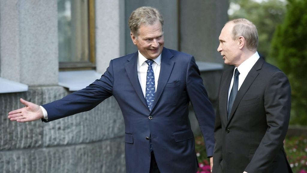 Presidentti Sauli Niinistö vastaanotti Venäjän presidentti Vladimir Putinin Naantalin Kultarannassa.