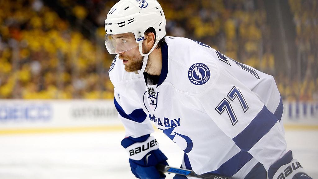 Victor Hedman jatkaa Tampa Bay Lightningin puolustuksen tukipilarina.