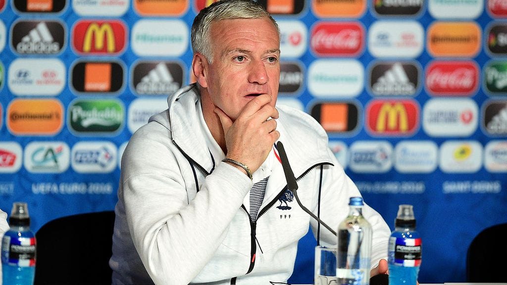 Didier Deschamps lauantain lehdistötilaisuudessa.