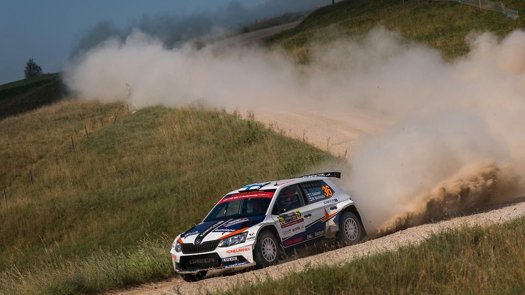 Teemu Suninen voitti WRC2-luokan kisan Puolan MM-rallissa.