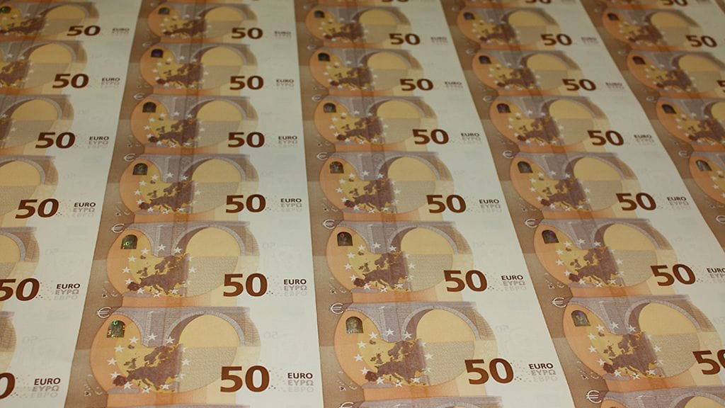 Production-of-the-new-50-banknote