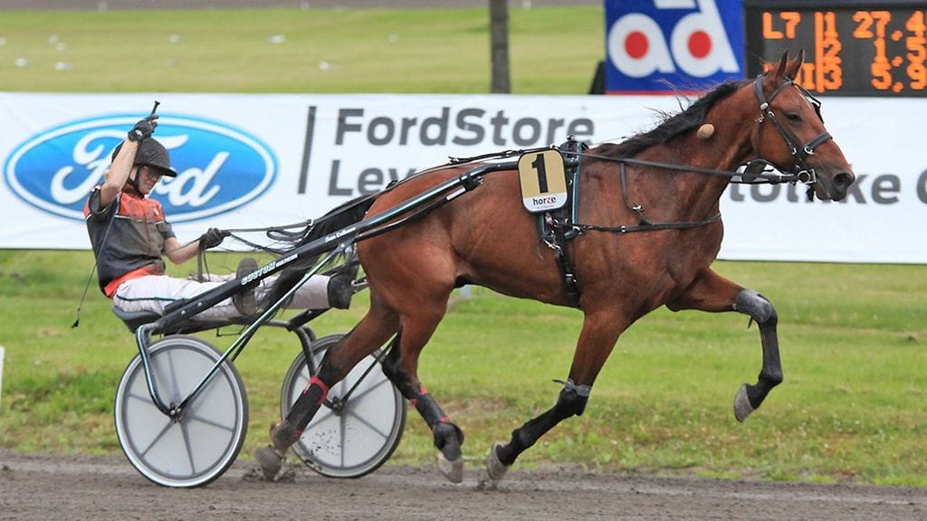 Raoul Grif sai Ellinoora Laurilan tuulettamaan.