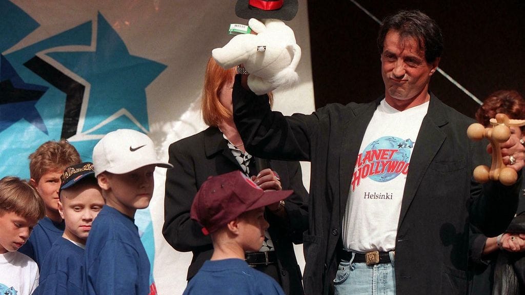 Sylvester Stallone Planet Hollywoodin avajaiset Helsinki 13.7.1995 2
