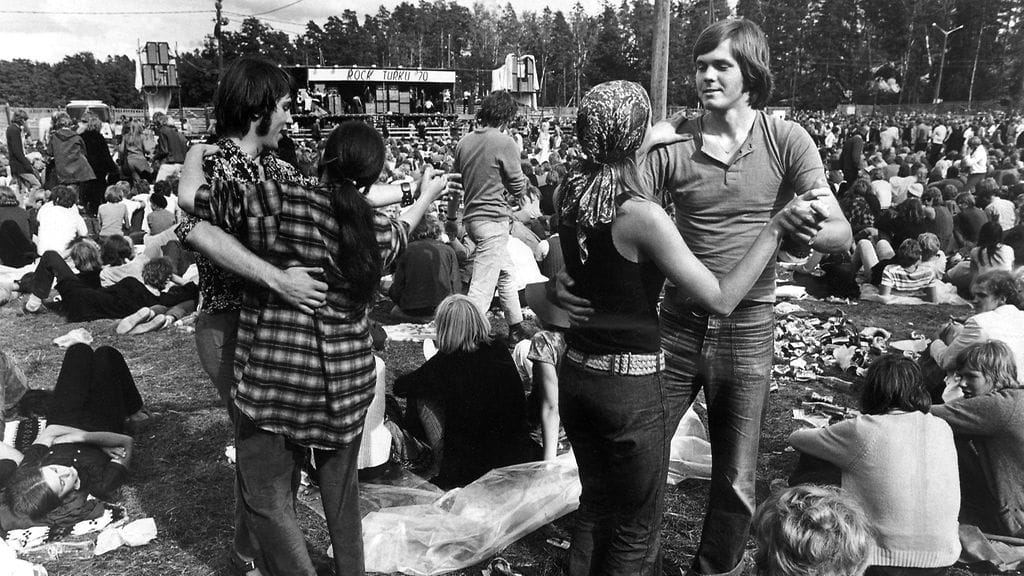 Niin sanottua kreisibailausmeininkiä Ruisrockissa kesällä 1970.