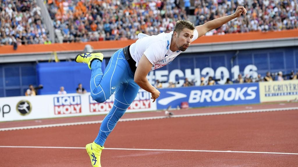 Antti Ruuskanen loukkaantui lievästi keihään EM-finaalissa Amsterdamissa.