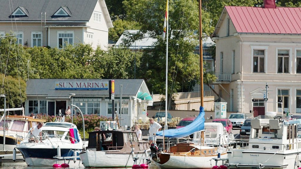 Murhan uhriksi joutunut nuori nainen oli muuttanut hiljattain takaisin Tammisaareen kesätöiden vuoksi. Kuva Tammisaaren satamasta.