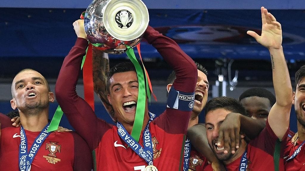 Cristiano Ronaldo sai oikeat kyyneleensä.
