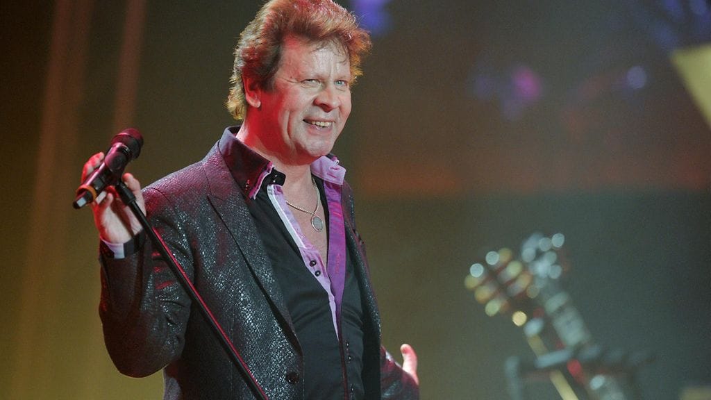 Pate Mustajärvi esiintyi Tampere-talossa järjestetyssä Iskelmä Gaalassa 26. tammikuuta 2014