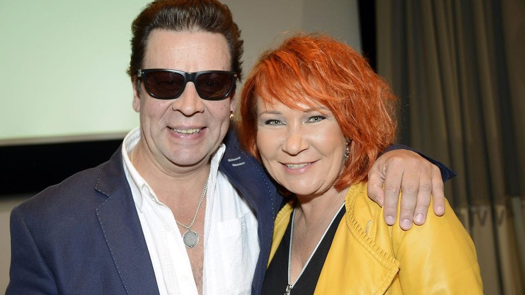 Syksyn Sävel ehdokkaat Pate Mustajärvi ja Virpi Rosti tiedotustilaisuudessa 5. syyskuuta 2013