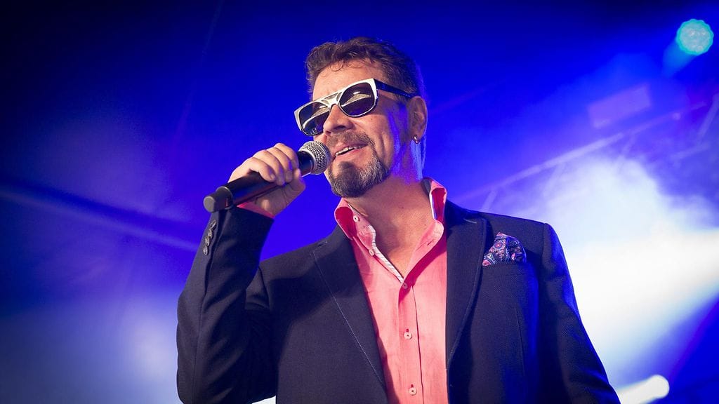 Mustajärvi palkittiin Iskelmä-Finlandialla Nokialla perjantaina 7.elokuuta 2015