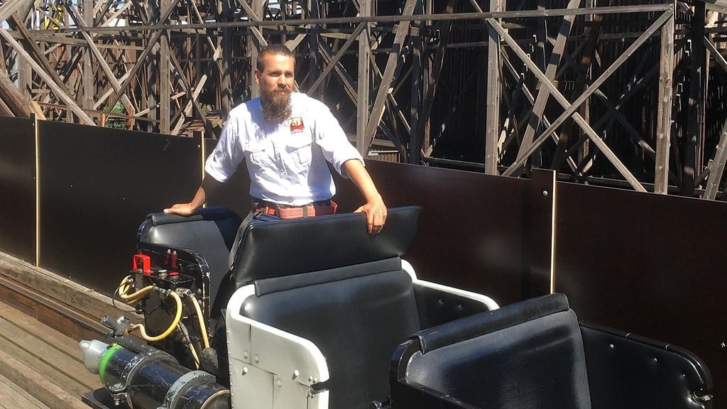 Linnanmäki, Vuoristorata, jarrumies