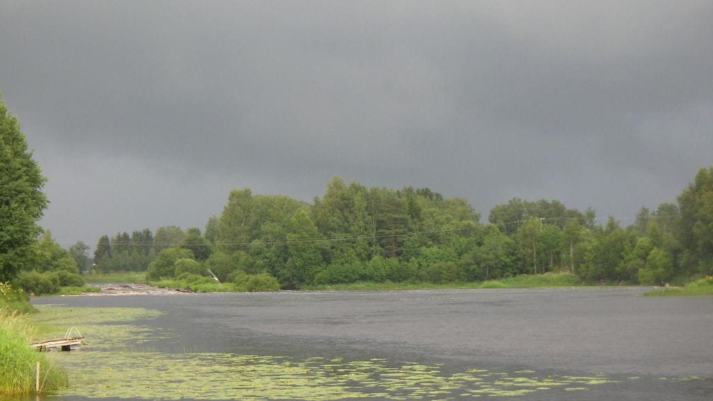 Tällaista säätä on luvassa huomenna monin paikoin Suomea.