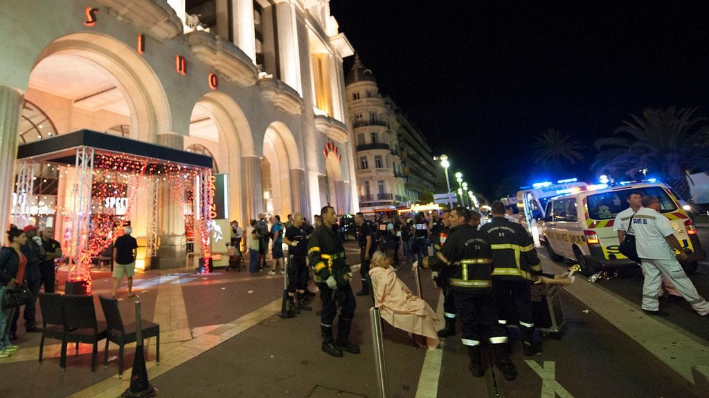 Kuorma-autoiskussa loukkaantunut Nizzassa eilen illalla.