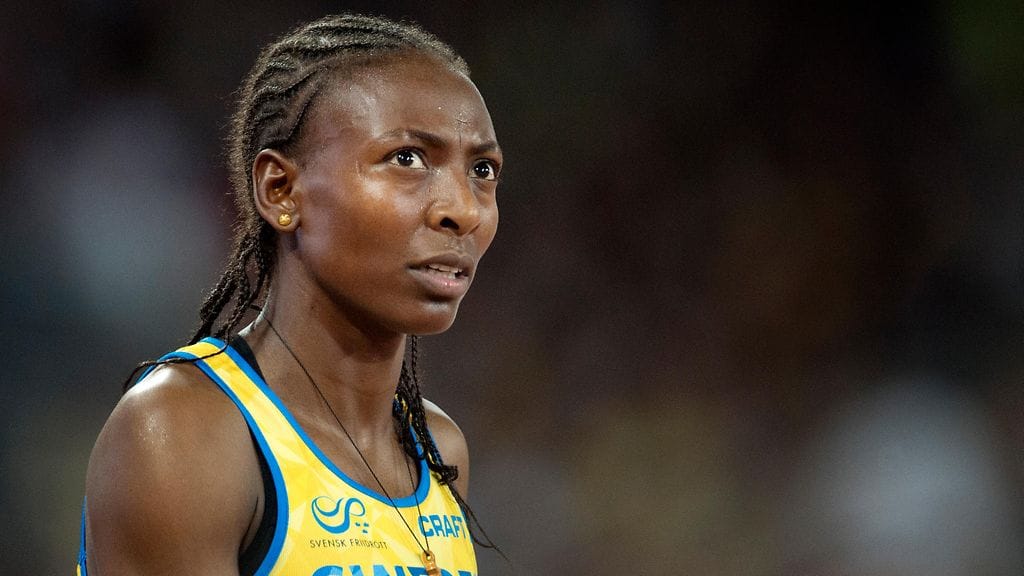 Abeba Aregawi ei juokse Riossa.