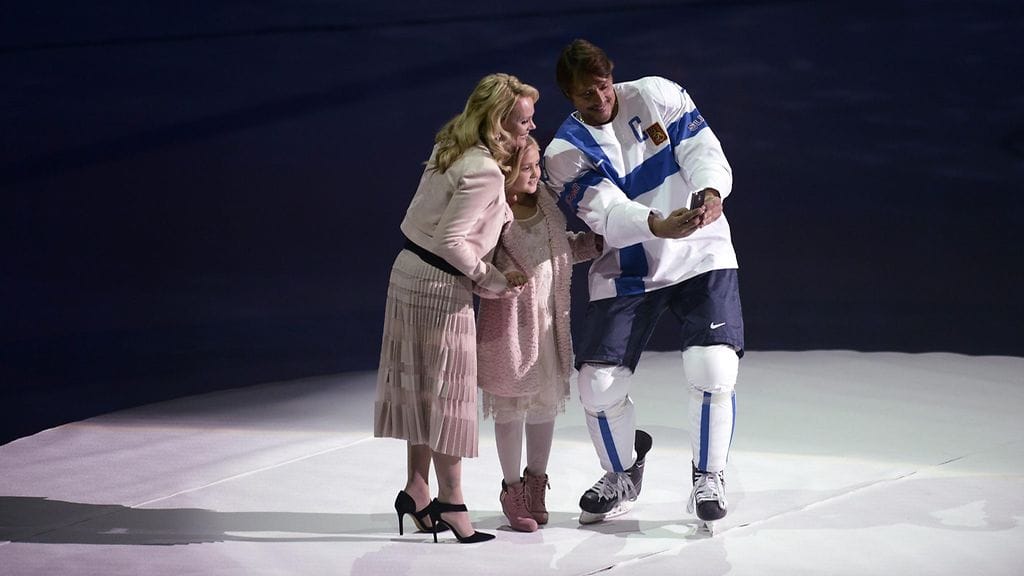 Teemu ja Sirpa Selänne + Veera 30.12.2015 2