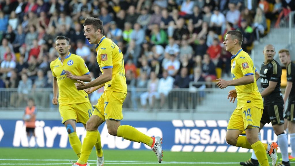 Aleksandr Karnitski rokotti SJK:ta Mestareiden liigan karsinnoissa.