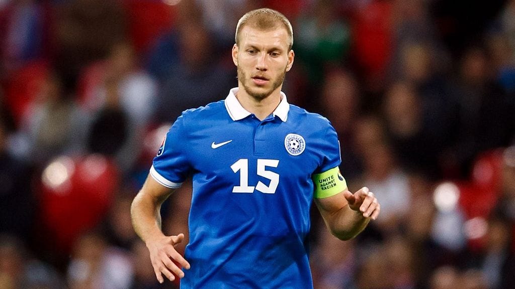 Ragnar Klavanin ura jatkuu Englannin Valioliigassa.