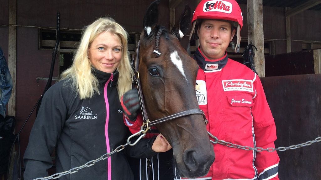 Katja Melkko, Janne Soronen ja Elian Web.