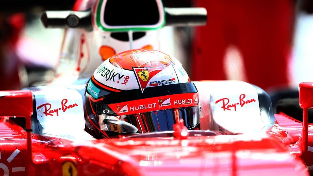 Kimi Räikkönen on Unkarissa kuumaa kamaa.