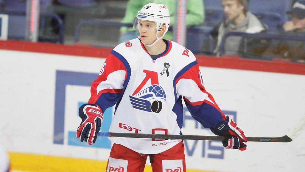 Jonas Enlund pelasi viime kaudella Lokomotiv Jaroslavlissa ja Pietarin SKA:ssa.